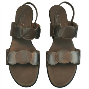 Muneo American Gold Pewter Leather Open Toe Kitten Heel Sandal Slingback Sandal